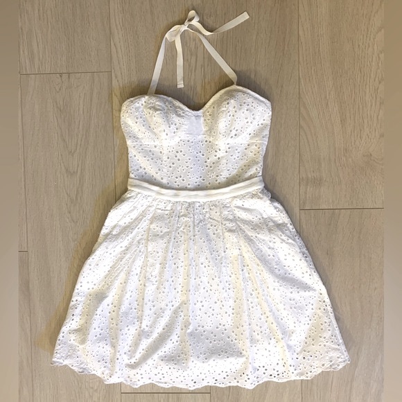 Aritzia Talula size 0 open back halter eyelet dress - Picture 1 of 16